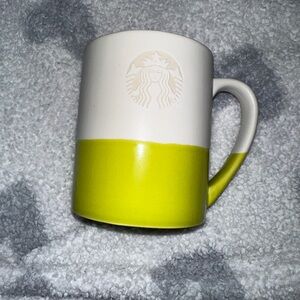 2014 green/white 14 o.z. Starbucks coffee ceramic cup.